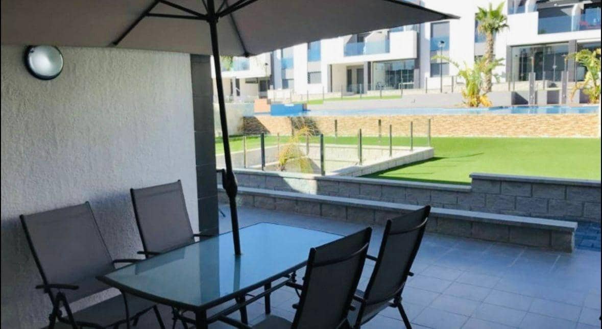 2 sovrum Lägenhet för semesterbostäder i Torrevieja med pool - 1 260 € (Ref: 9868831)