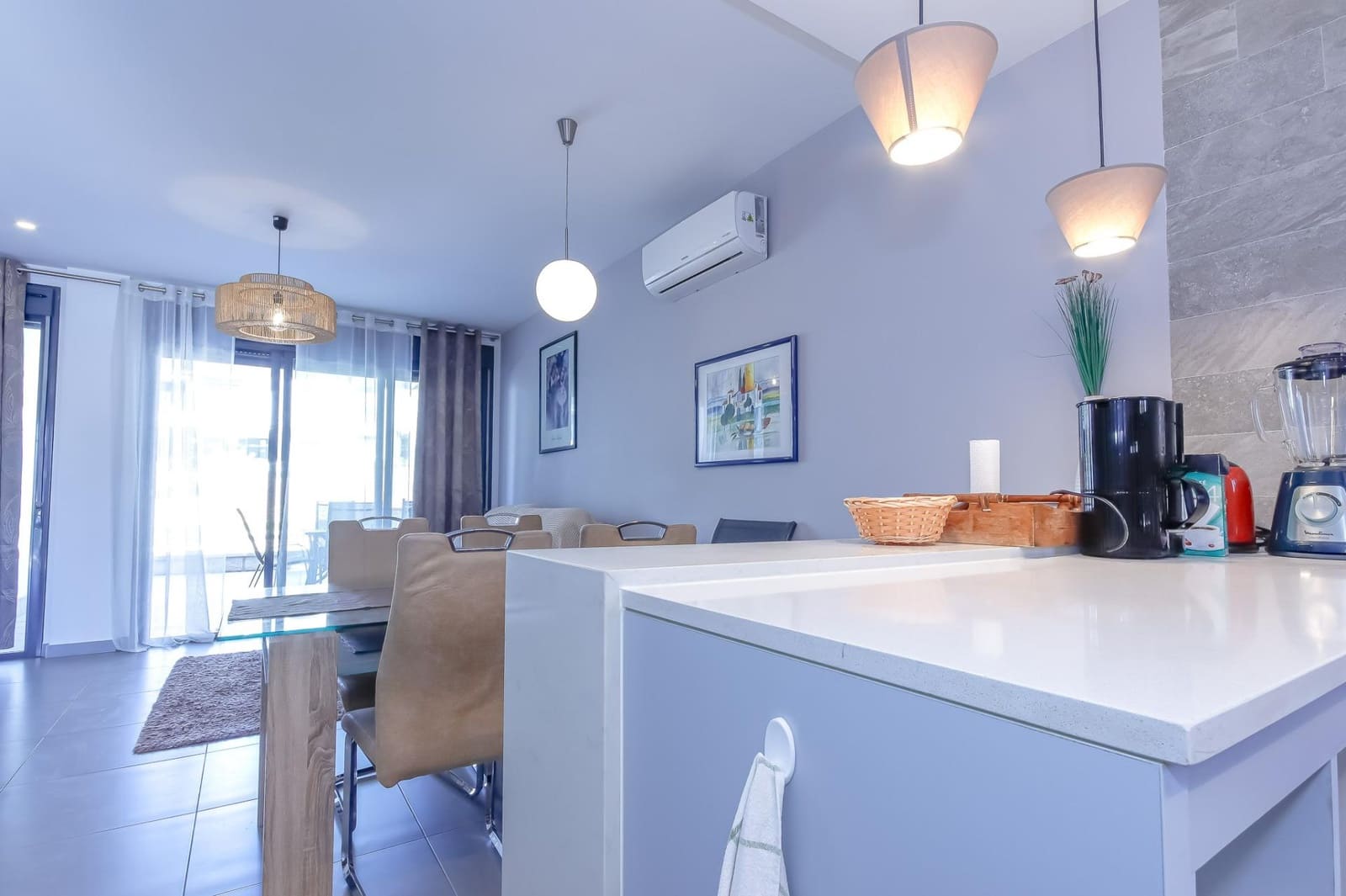 2 sovrum Lägenhet för semesterbostäder i Torrevieja med pool - 1 260 € (Ref: 9868831)