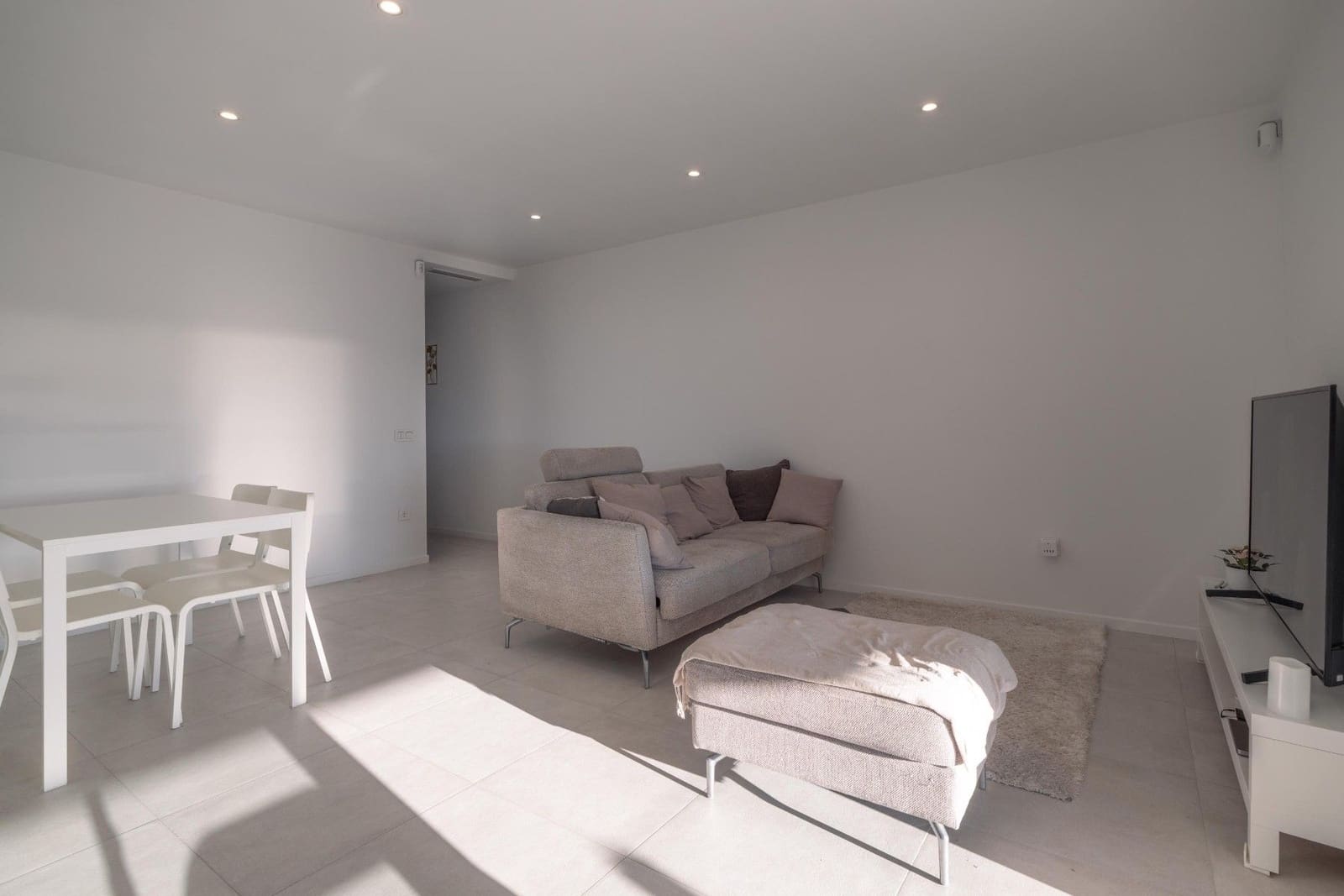 1 soveværelse Lejlighed til salg i Playa Flamenca med swimmingpool - € 229.000 (Ref: 9885034)