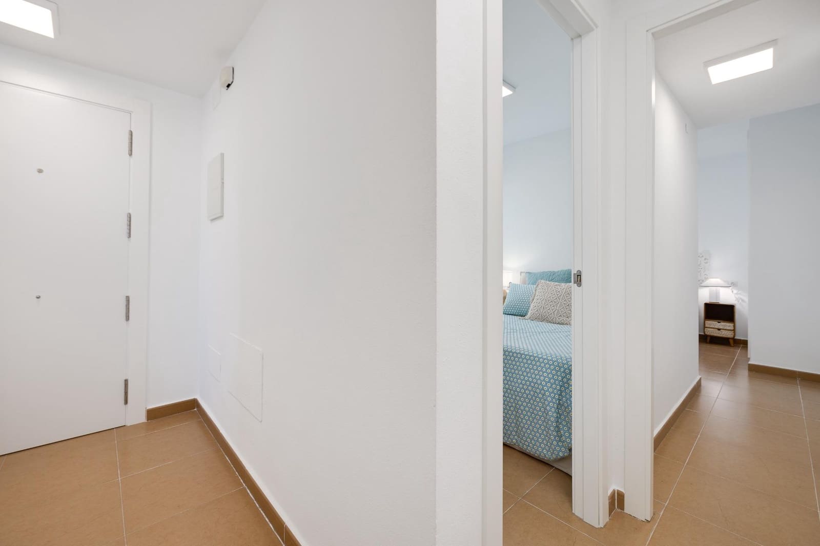 Apartamento de 2 habitaciones en Torrevieja en venta - 179.700 € (Ref: 9885048)
