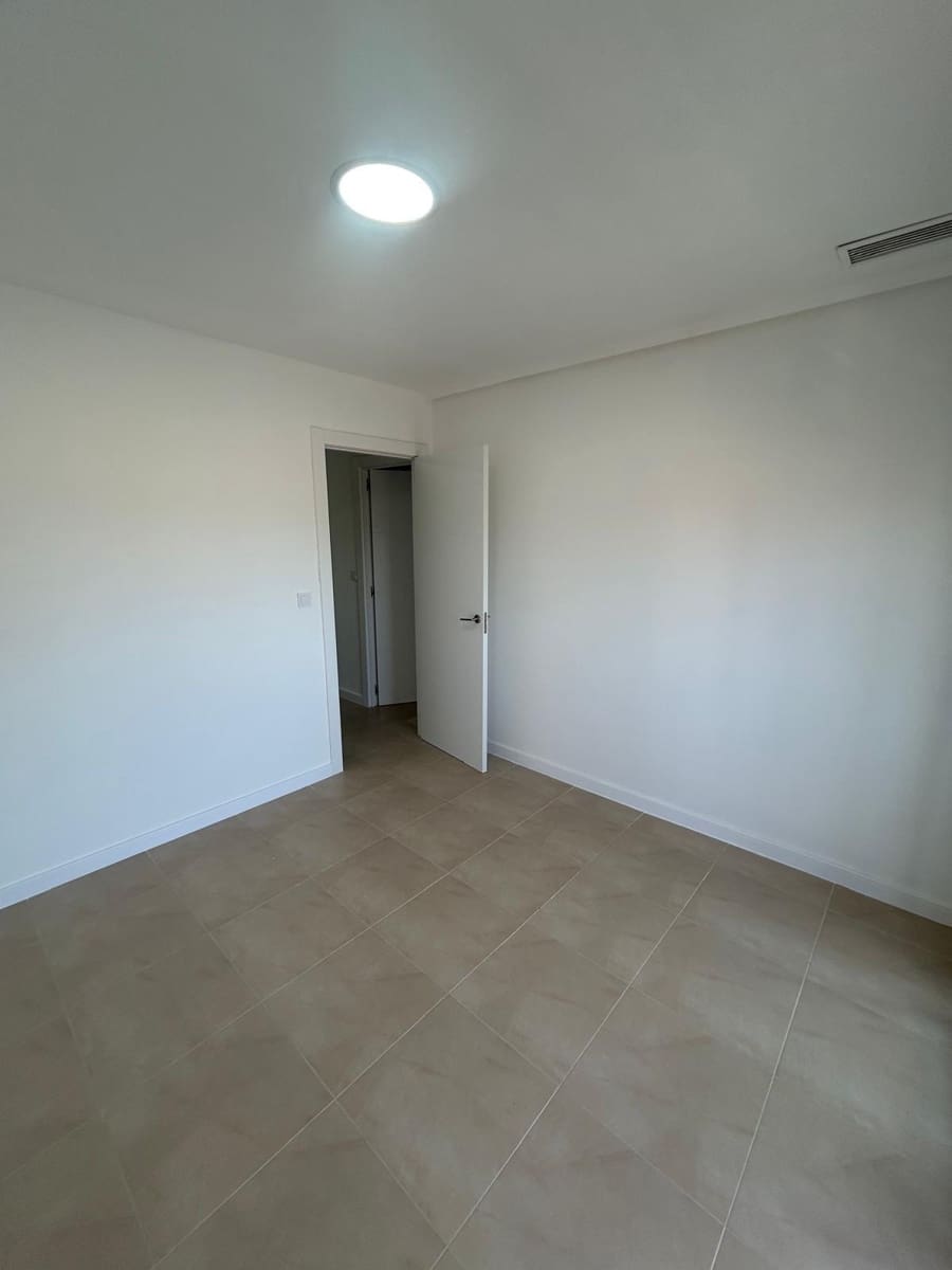 3 soverom Leilighet til salgs i Torrevieja - € 180 000 (Ref: 9888171)
