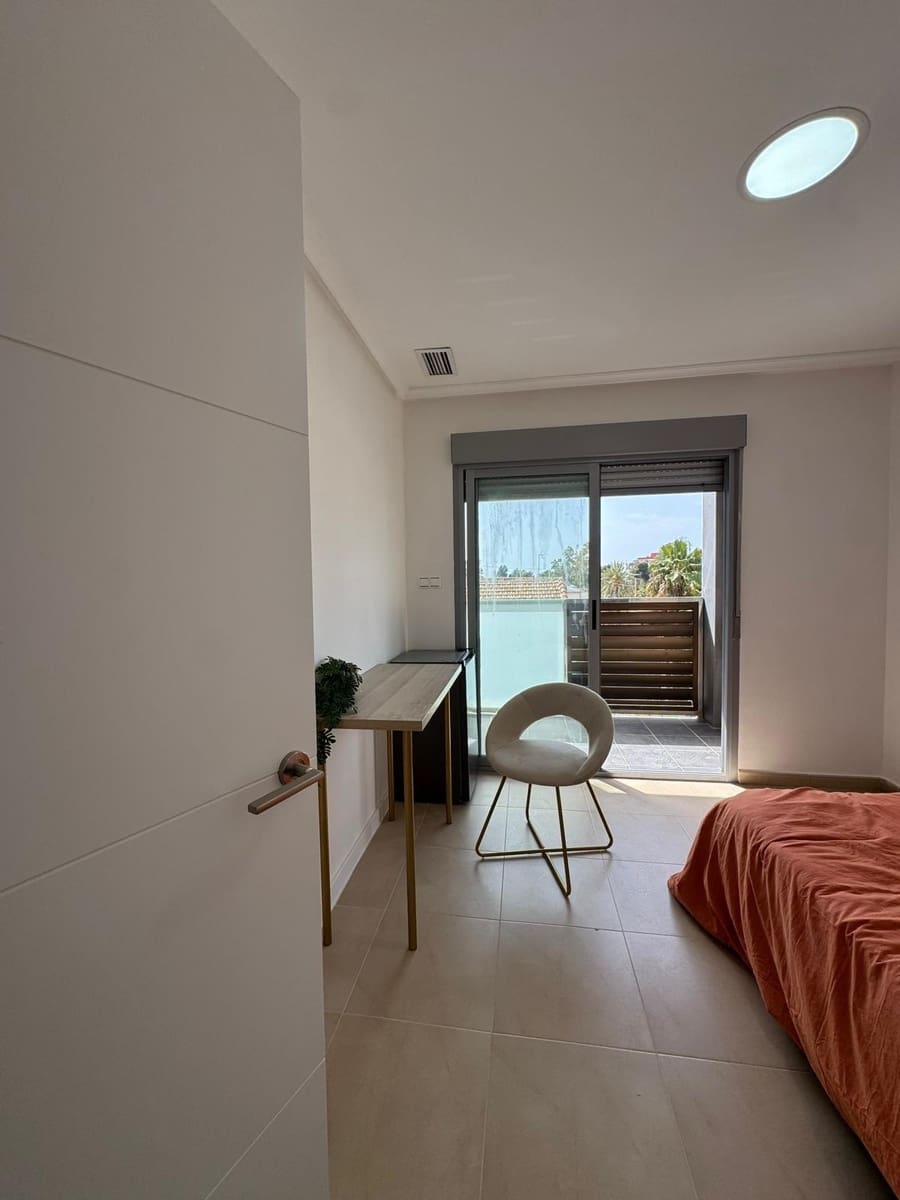 3 soverom Leilighet til salgs i Torrevieja - € 180 000 (Ref: 9888171)