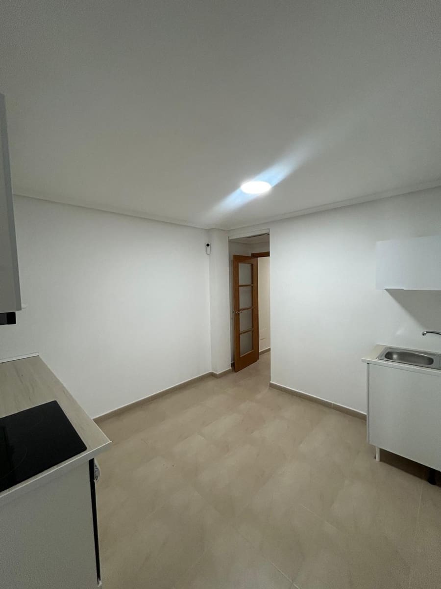 3 soverom Leilighet til salgs i Torrevieja - € 180 000 (Ref: 9888171)