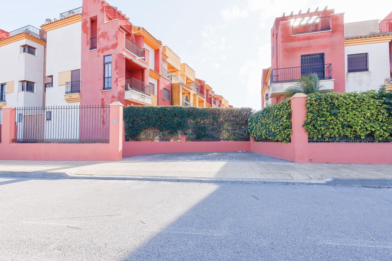 Garage te koop in Orihuela Costa - € 9.500 (Ref: 9888177)