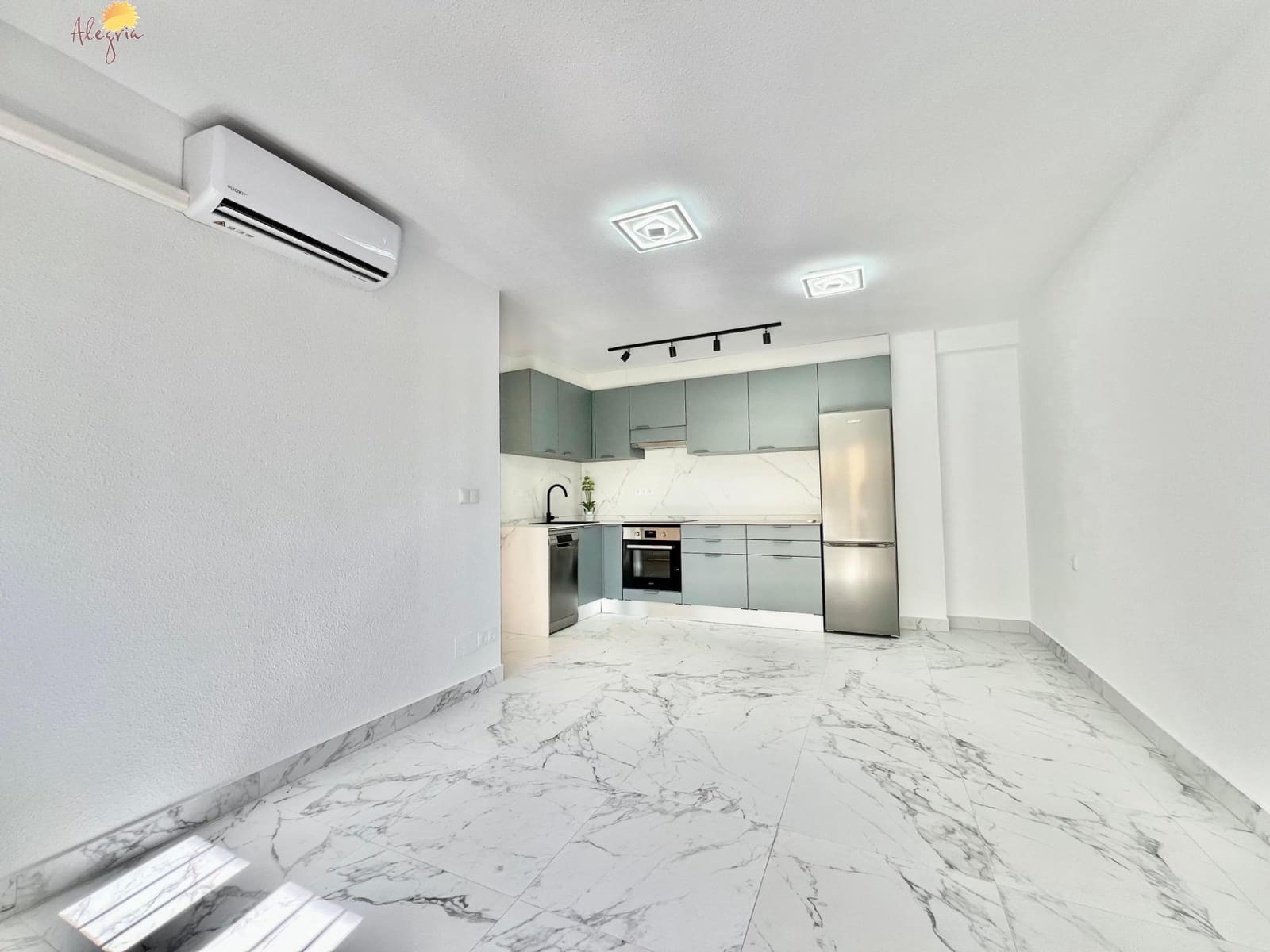 3 chambre Appartement à vendre à Torrevieja - 175 000 € (Ref: 9890582)