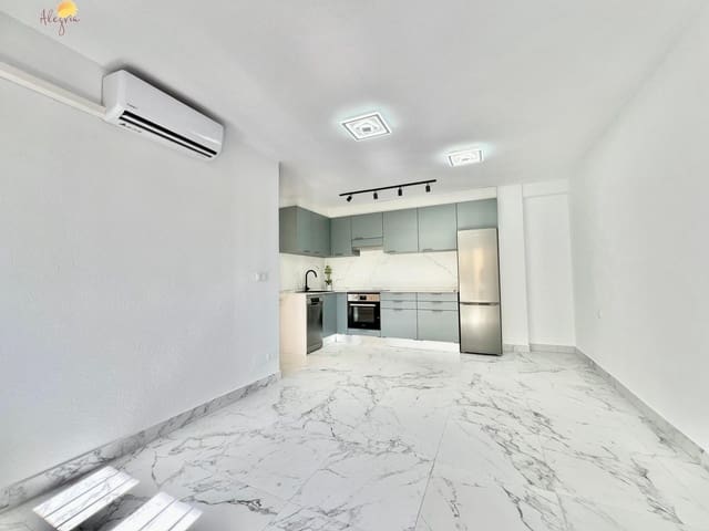 3 chambre Appartement à vendre à Torrevieja - 175 000 € (Ref: 9890582)