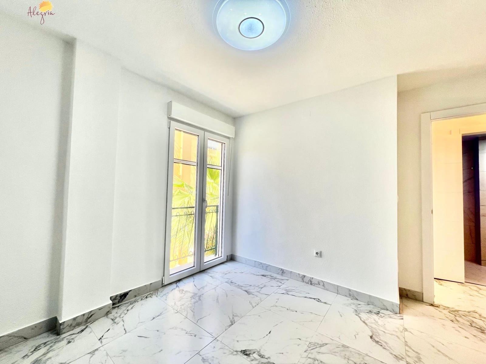 3 chambre Appartement à vendre à Torrevieja - 175 000 € (Ref: 9890582)