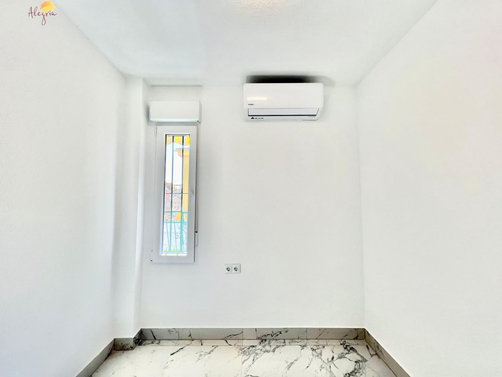 3 chambre Appartement à vendre à Torrevieja - 175 000 € (Ref: 9890582)