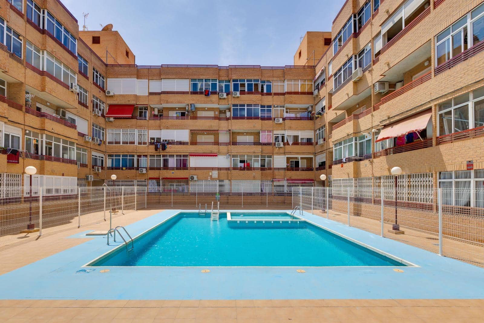 1 camera da letto Appartamento in vendita in Torrevieja con piscina - 109.969 € (Rif: 9890583)
