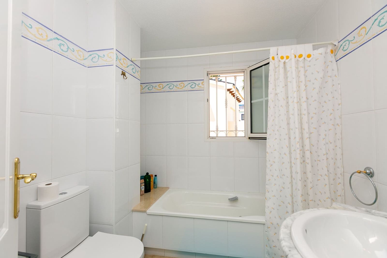 3 bedroom Villa for sale in Orihuela Costa with pool - € 530,000 (Ref: 9894089)