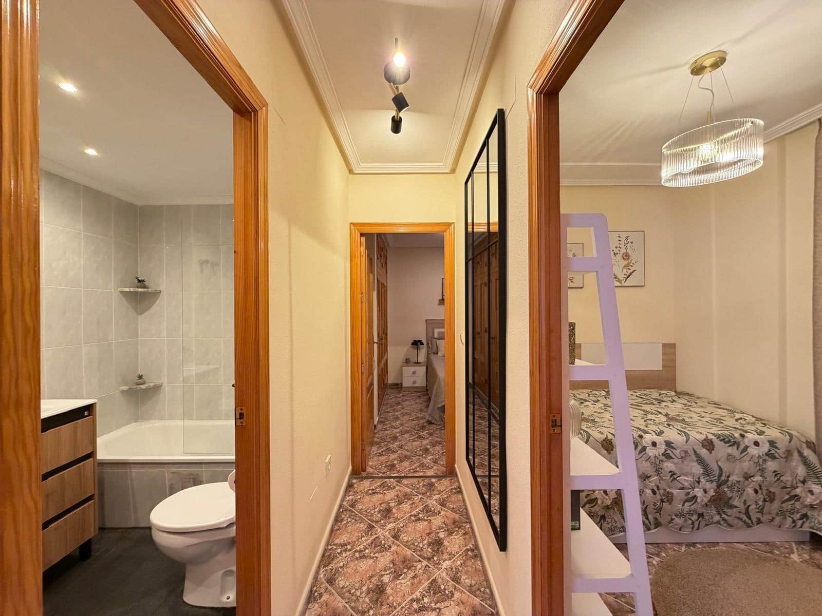 2 sovrum Lägenhet till salu i Torrevieja - 164 900 € (Ref: 9900962)