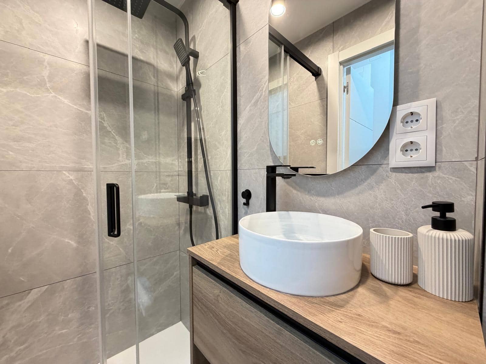 Studio te koop in Torrevieja - € 95.000 (Ref: 9900963)