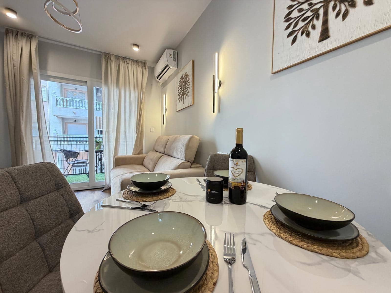 Studio te koop in Torrevieja - € 95.000 (Ref: 9900963)