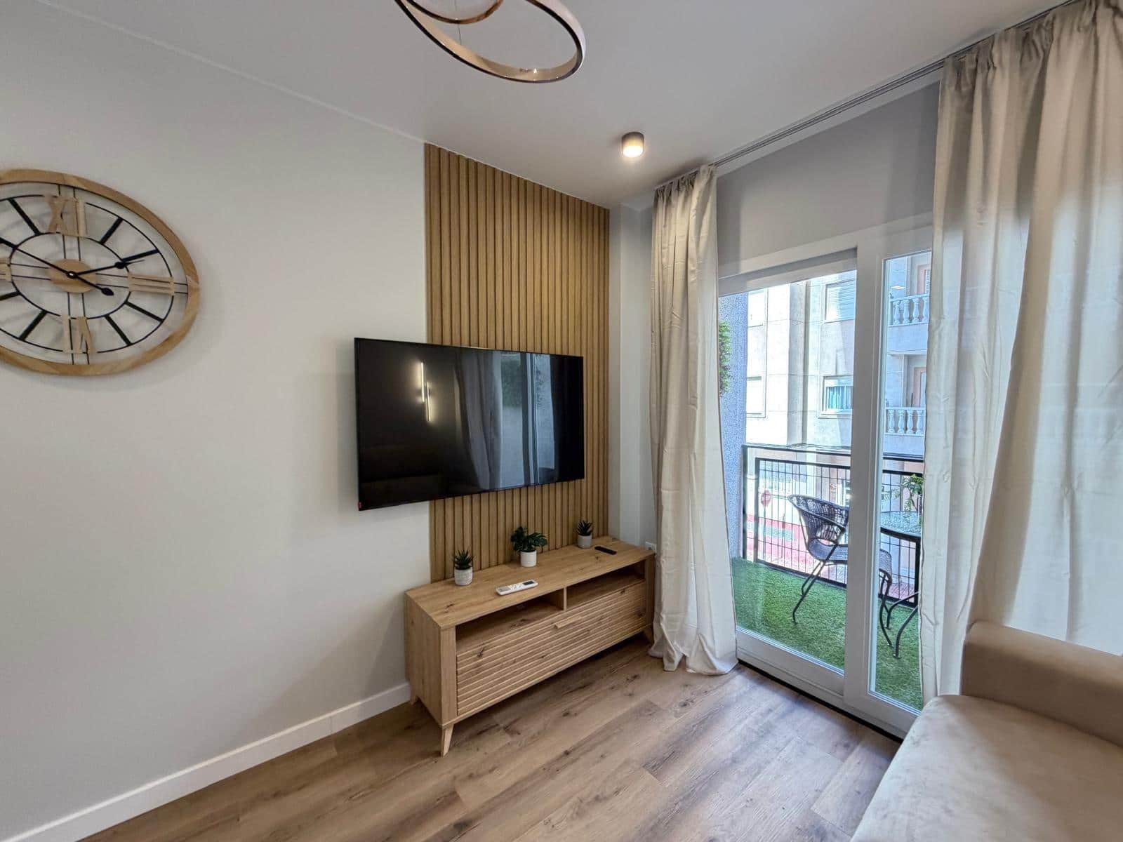 Studio te koop in Torrevieja - € 95.000 (Ref: 9900963)