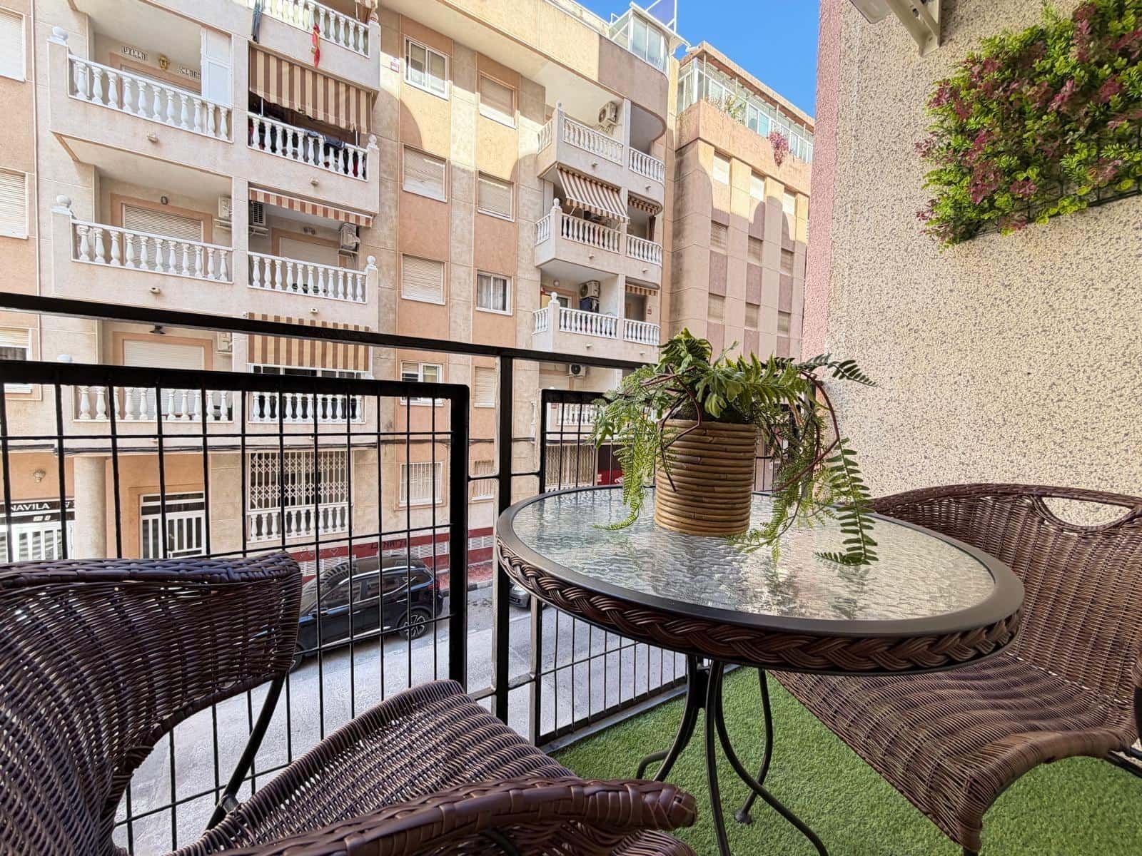 Studio te koop in Torrevieja - € 95.000 (Ref: 9900963)