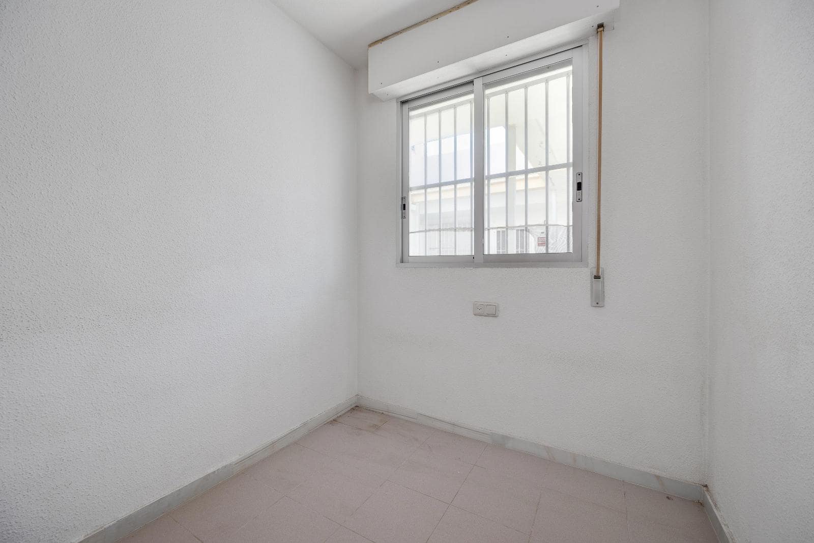 1 slaapkamer Appartement te koop in Torrevieja - € 104.969 (Ref: 9904196)