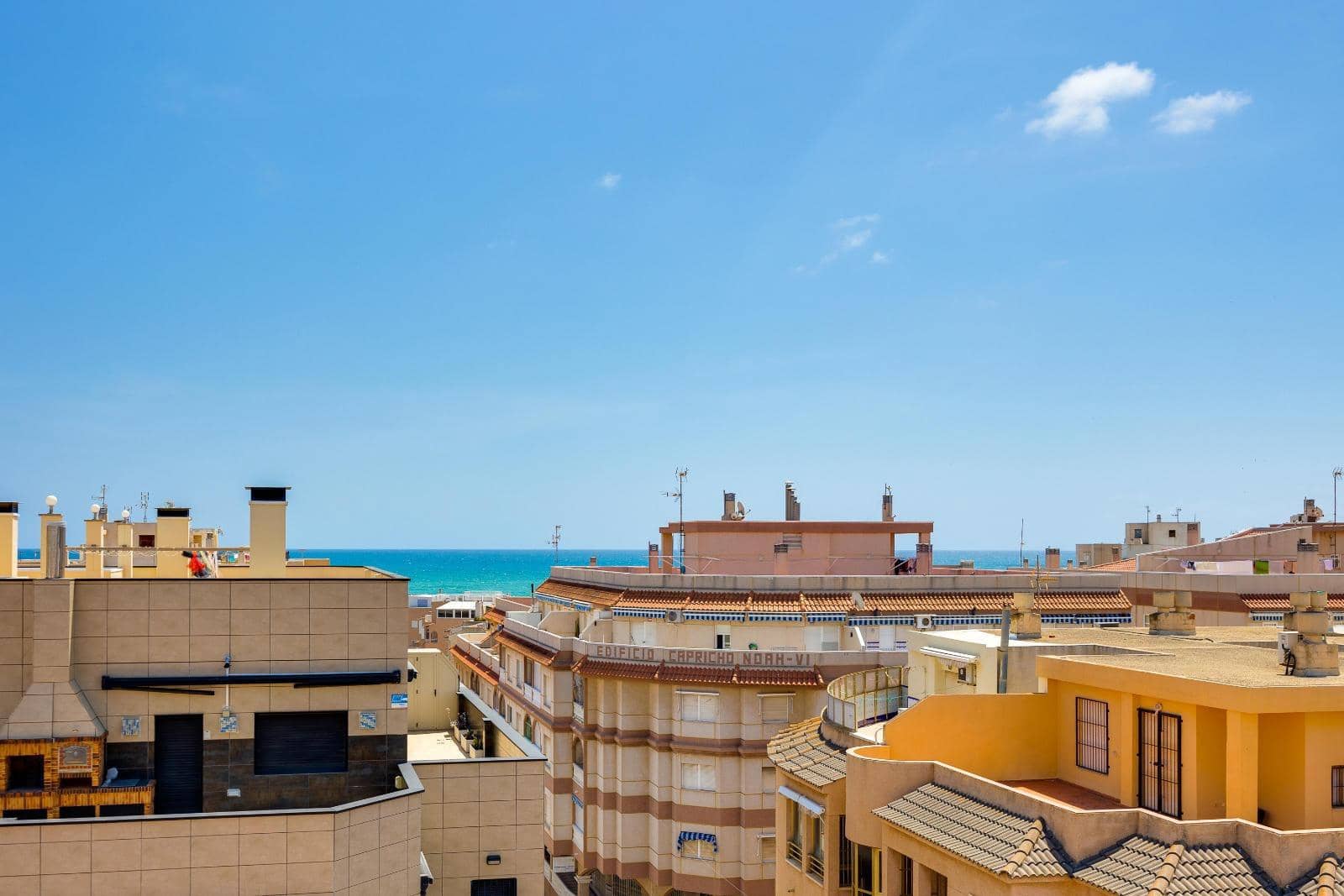 1 slaapkamer Appartement te koop in Torrevieja - € 104.969 (Ref: 9904196)