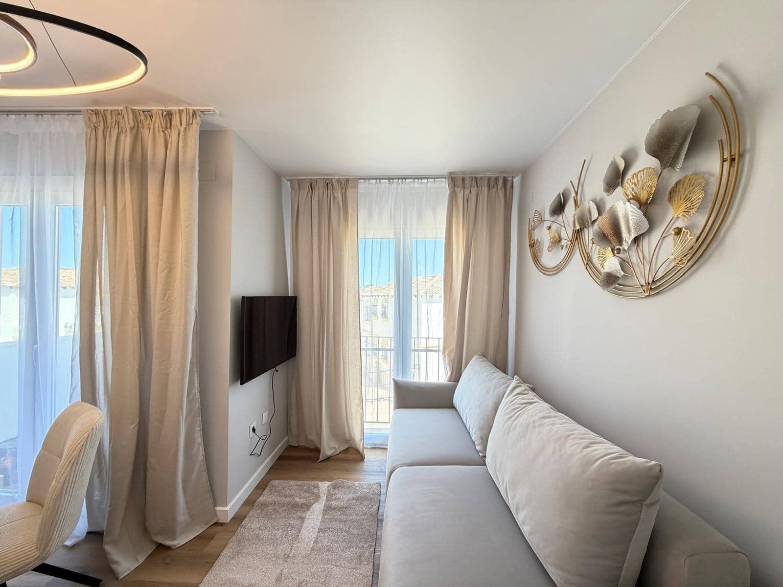 1 Zimmer Apartment zu verkaufen in San Miguel de Salinas mit Pool - 125.000 € (Ref: 9904197)