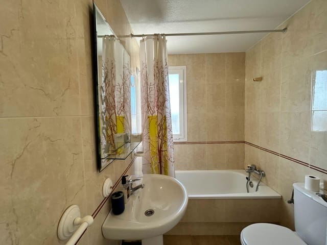 Bungalow de 2 habitaciones en Torreblanca, Torrevieja en venta con piscina - 179.900 € (Ref: 9916059)