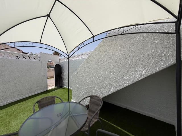 2 bedroom Bungalow for sale in El Limonar, Torrevieja - € 115,000 (Ref: 9917214)