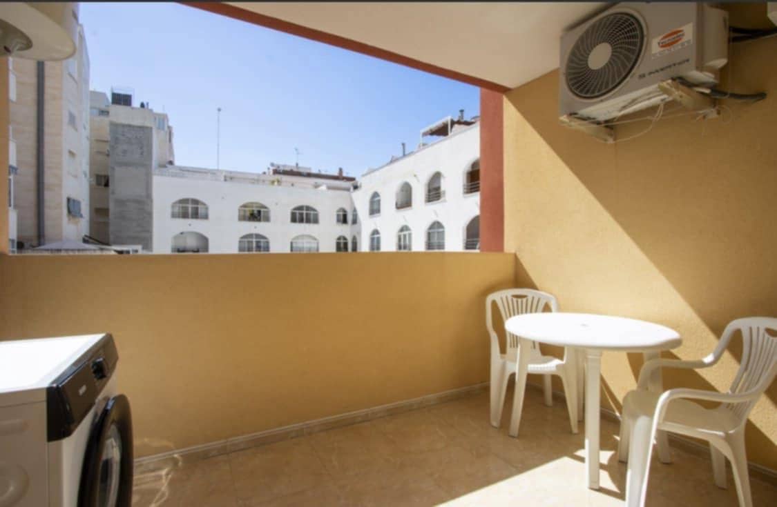 1 bedroom Apartment for sale in Torrevieja - € 114,900 (Ref: 9918311)