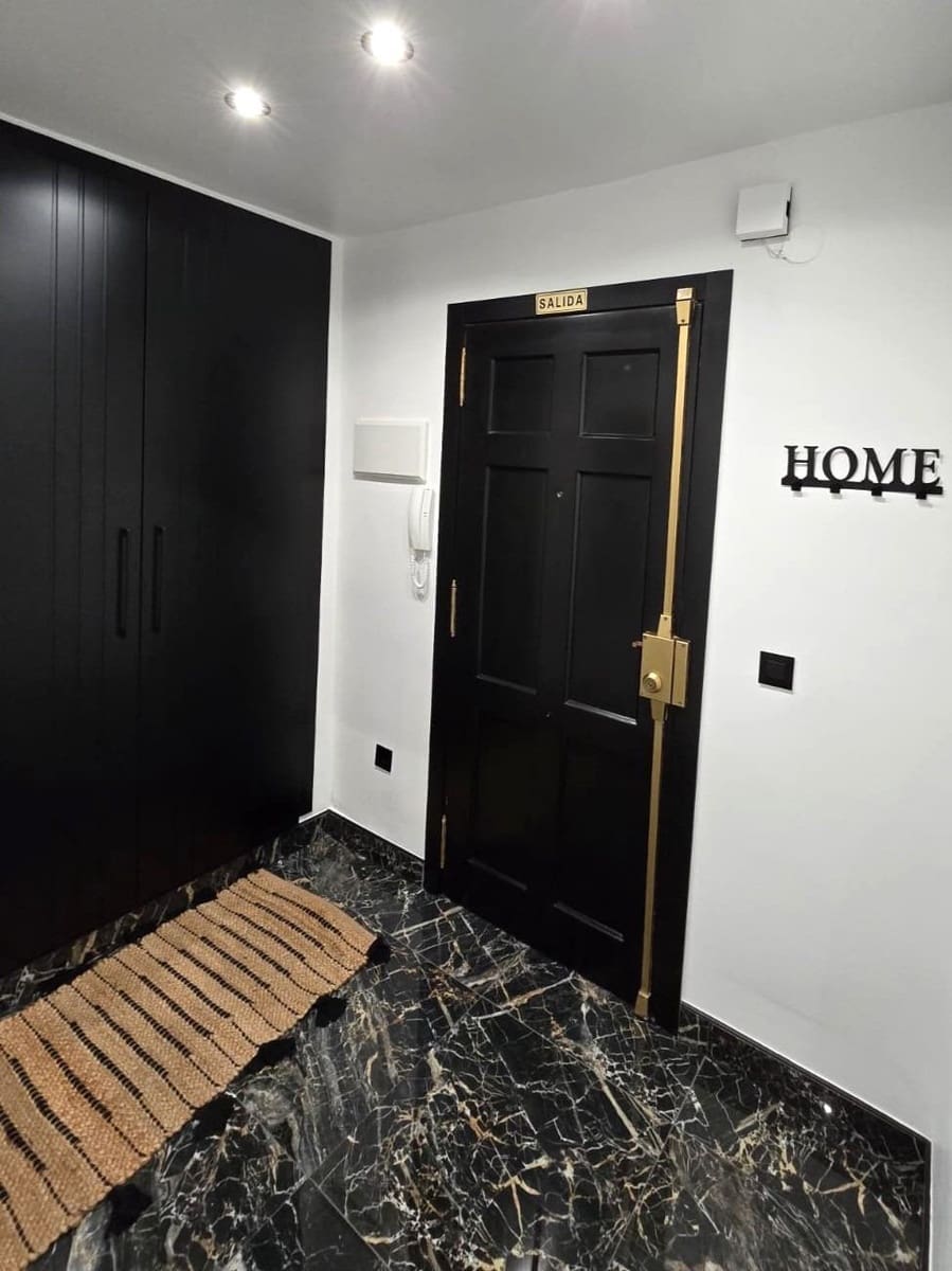 2 sovrum Lägenhet till salu i Torrevieja - 279 000 € (Ref: 9924754)