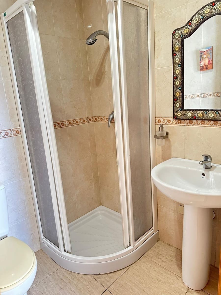 2 makuuhuone Asunto myytävänä paikassa Torrevieja - 143 500 € (Ref: 9924755)
