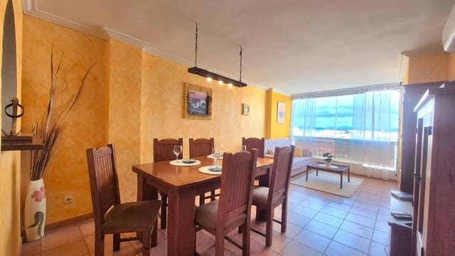 Apartamento de 2 habitaciones en Playa del Acequión, Torrevieja en venta con piscina - 149.500 € (Ref: 9924757)