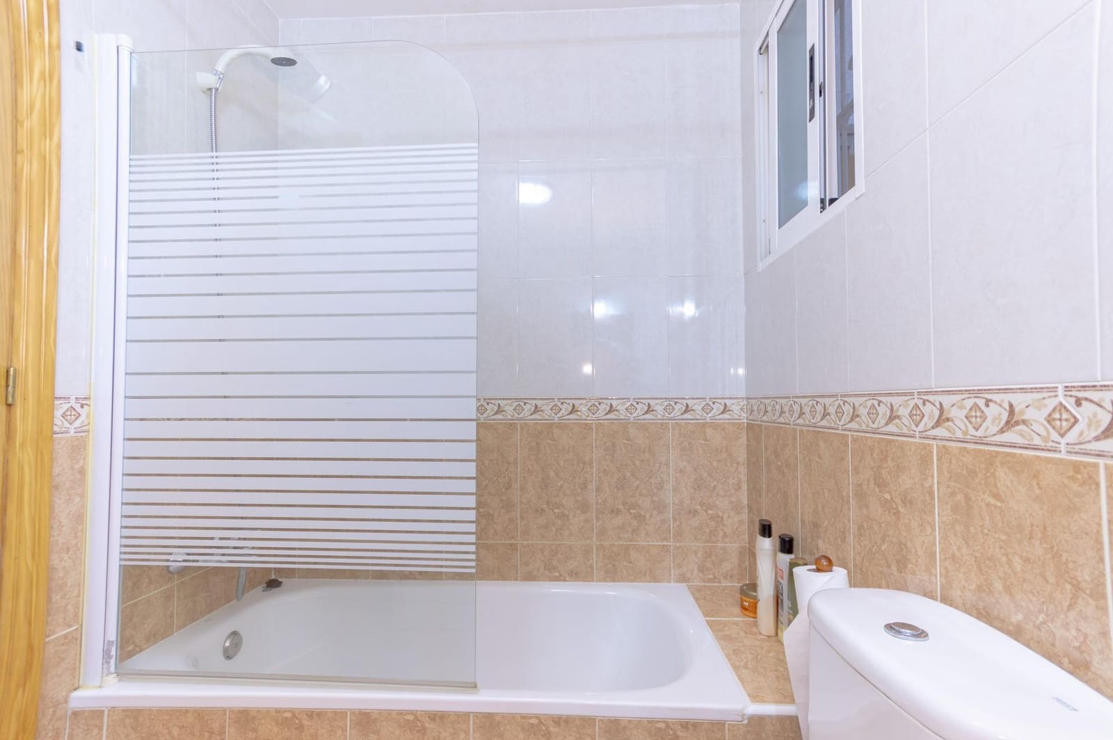 1 bedroom Apartment for rent in Torrevieja with pool garage - € 750 (Ref: 9930874)