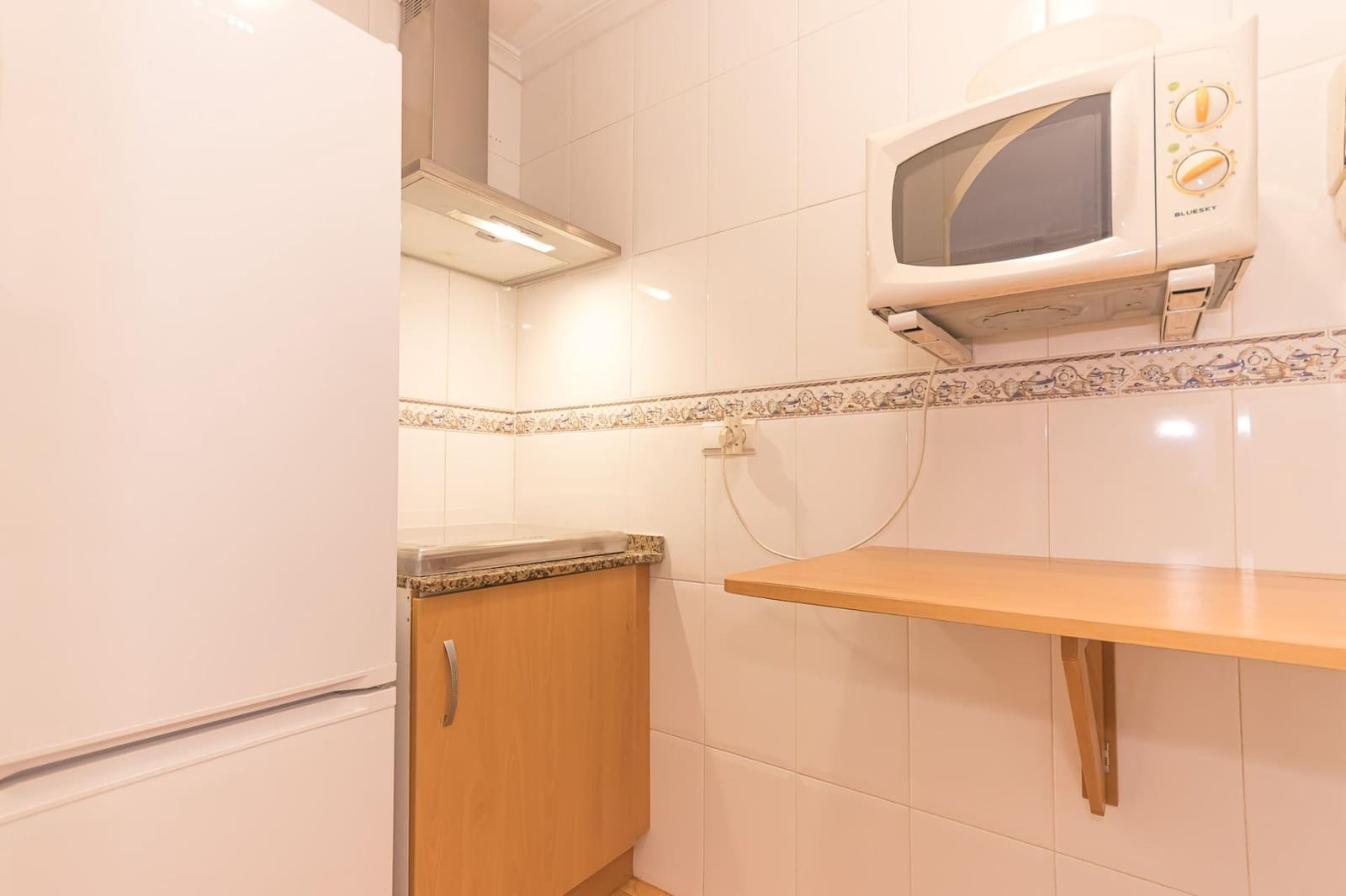 1 bedroom Apartment for rent in Torrevieja with pool garage - € 750 (Ref: 9930874)
