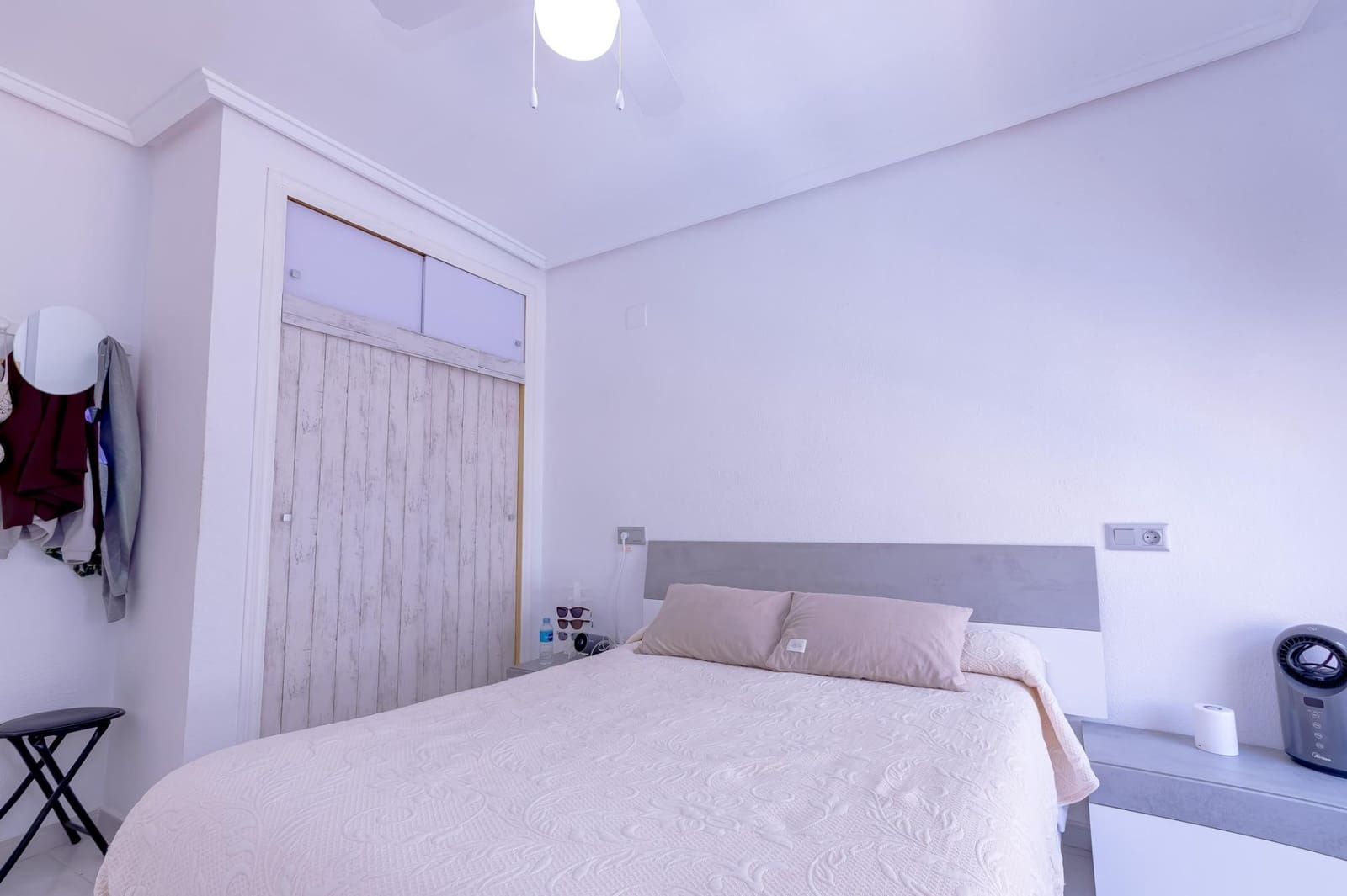 1 soveværelse Lejlighed til salg i Torrevieja med swimmingpool - € 138.500 (Ref: 9930875)