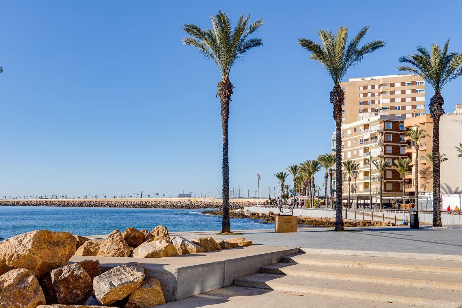 1 soveværelse Lejlighed til salg i Torrevieja med swimmingpool - € 138.500 (Ref: 9930875)