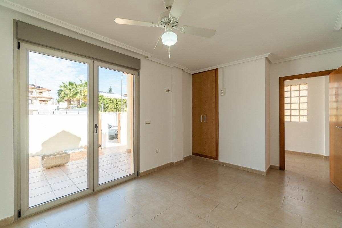 6 chambre Villa/Maison à vendre à Aguas Nuevas avec piscine garage - 750 000 € (Ref: 9931740)