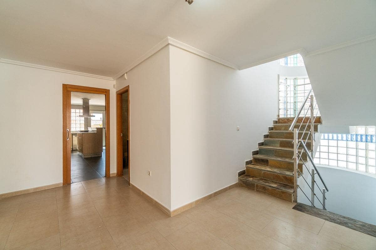 6 chambre Villa/Maison à vendre à Aguas Nuevas avec piscine garage - 750 000 € (Ref: 9931740)