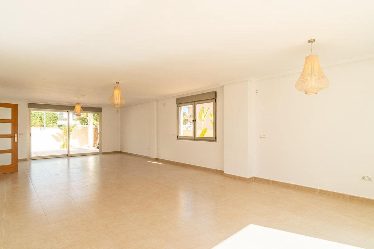 6 chambre Villa/Maison à vendre à Aguas Nuevas avec piscine garage - 750 000 € (Ref: 9931740)