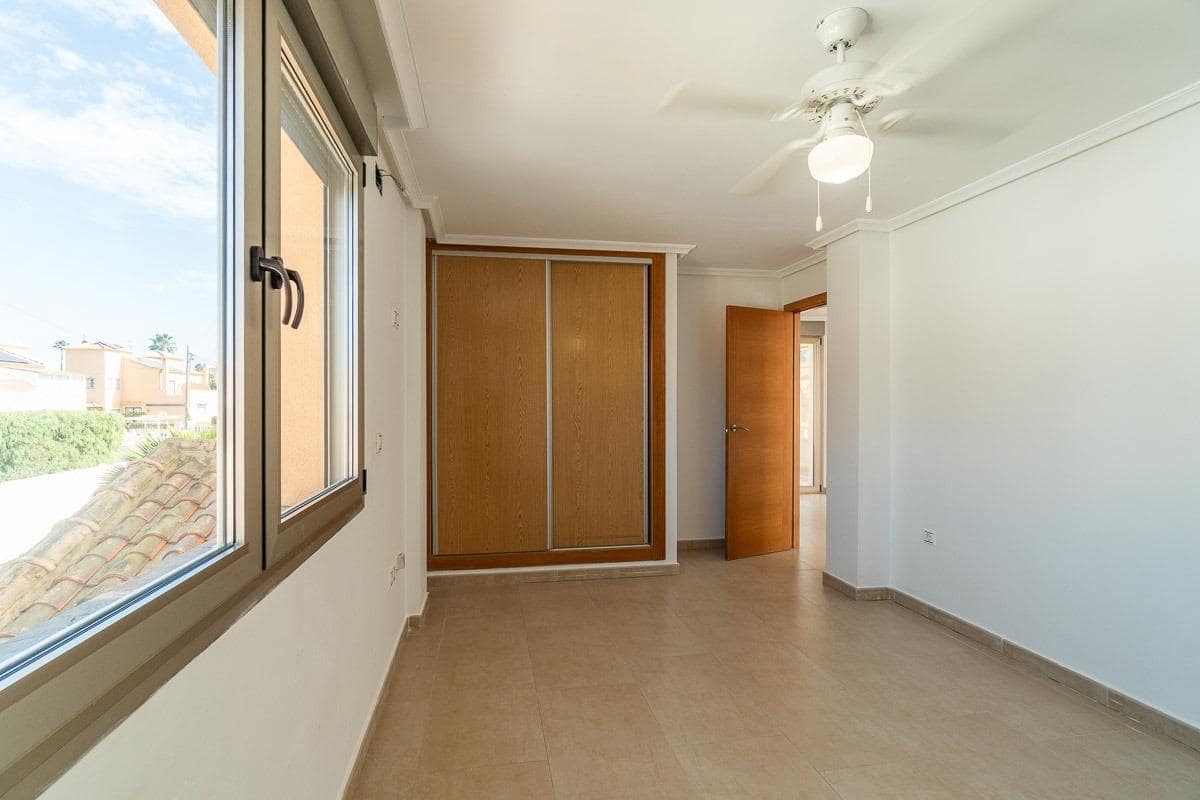 6 chambre Villa/Maison à vendre à Aguas Nuevas avec piscine garage - 750 000 € (Ref: 9931740)
