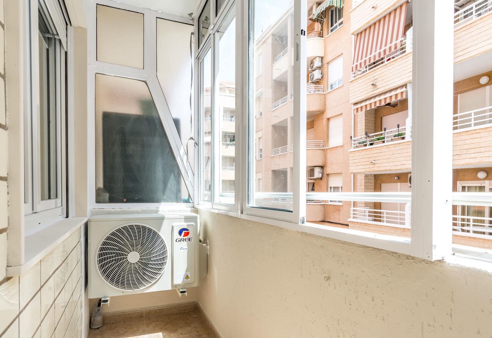 2 camera da letto Appartamento in vendita in Torrevieja - 230.000 € (Rif: 9931741)