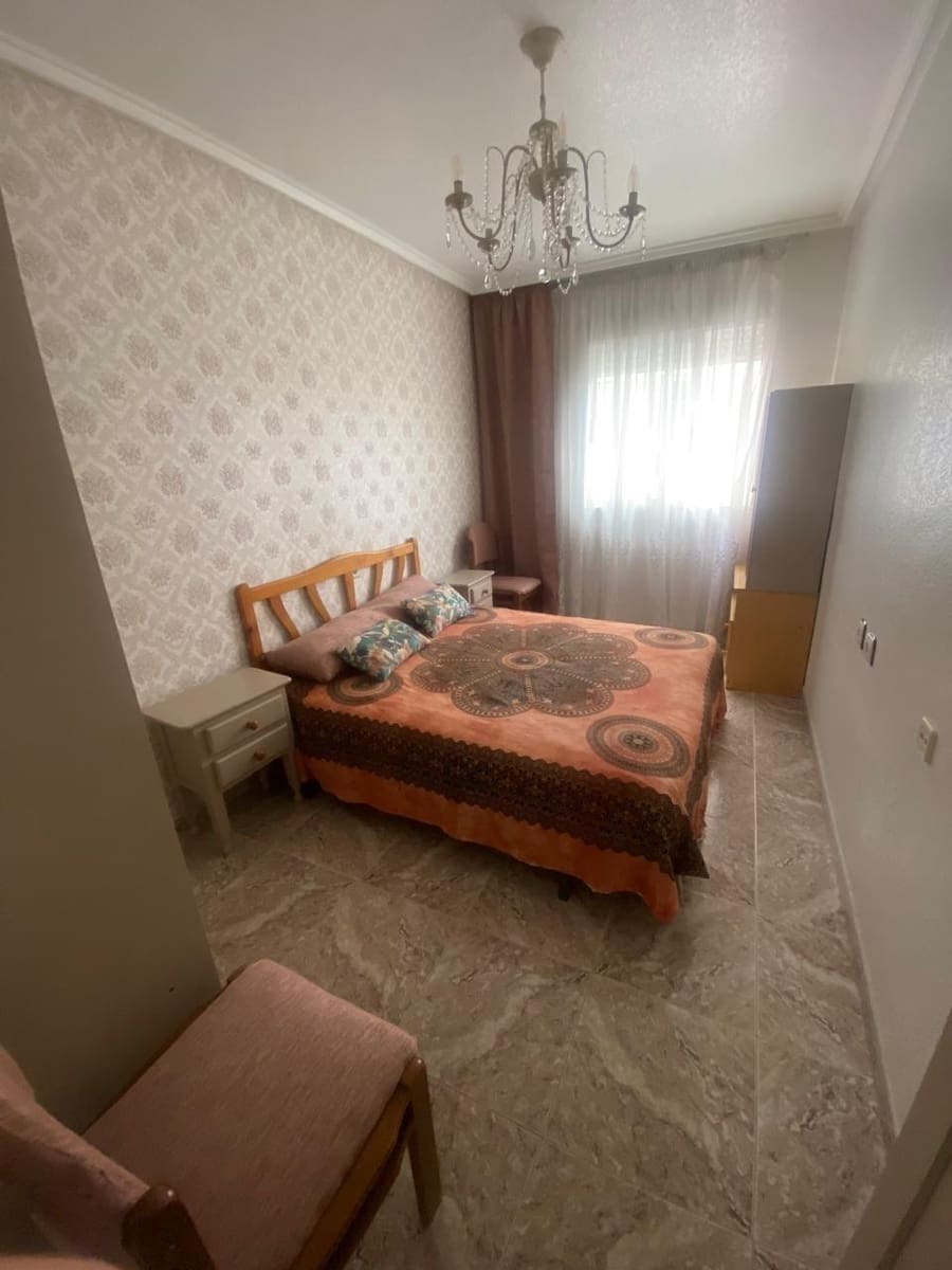 3 soveværelse Lejlighed til salg i Torrevieja - € 167.900 (Ref: 9968363)