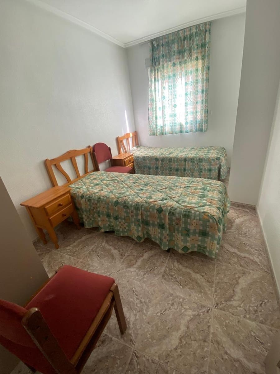 3 soveværelse Lejlighed til salg i Torrevieja - € 167.900 (Ref: 9968363)