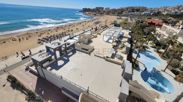 2 soveværelse Lejlighed til salg i La Mata, Torrevieja med swimmingpool - € 319.000 (Ref: 9970796)