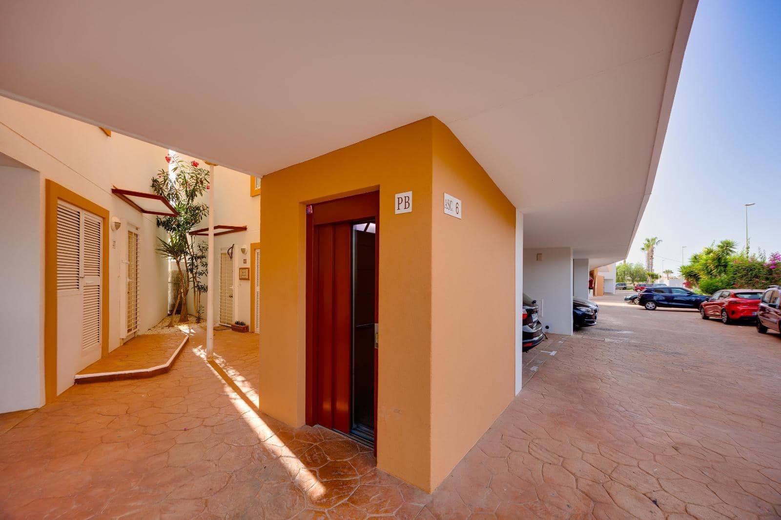 4 soverom Leilighet til salgs i Playa Flamenca med svømmebasseng garasje - € 194 969 (Ref: 9979852)