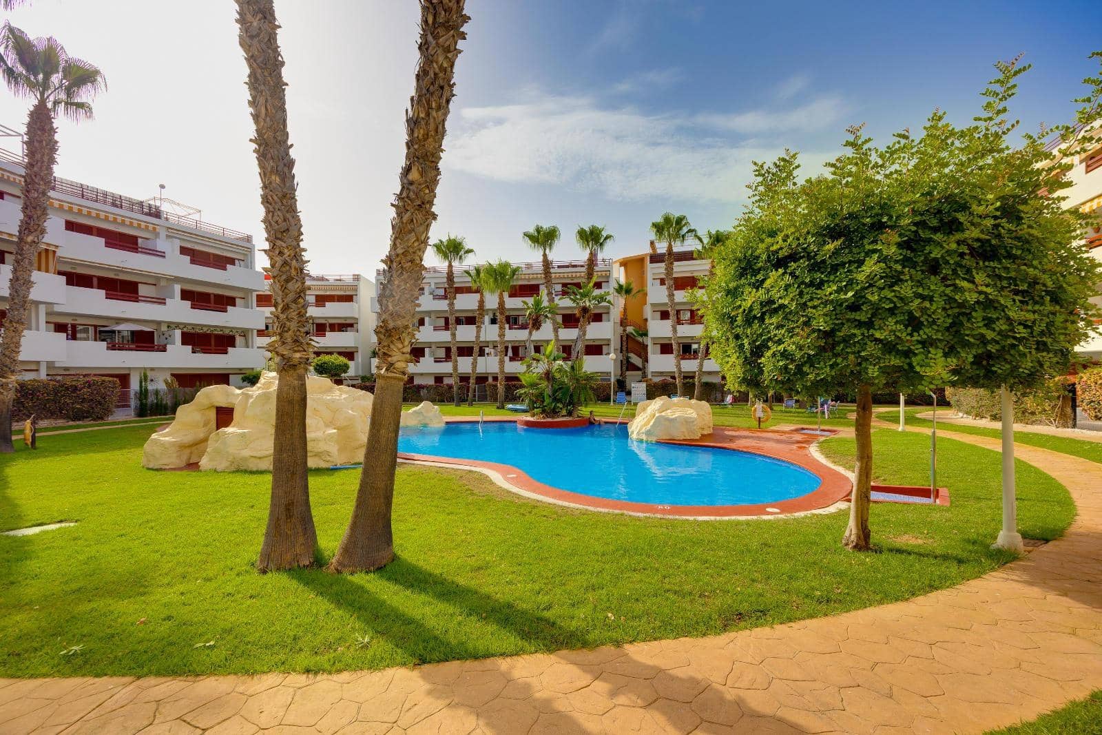 4 soverom Leilighet til salgs i Playa Flamenca med svømmebasseng garasje - € 194 969 (Ref: 9979852)
