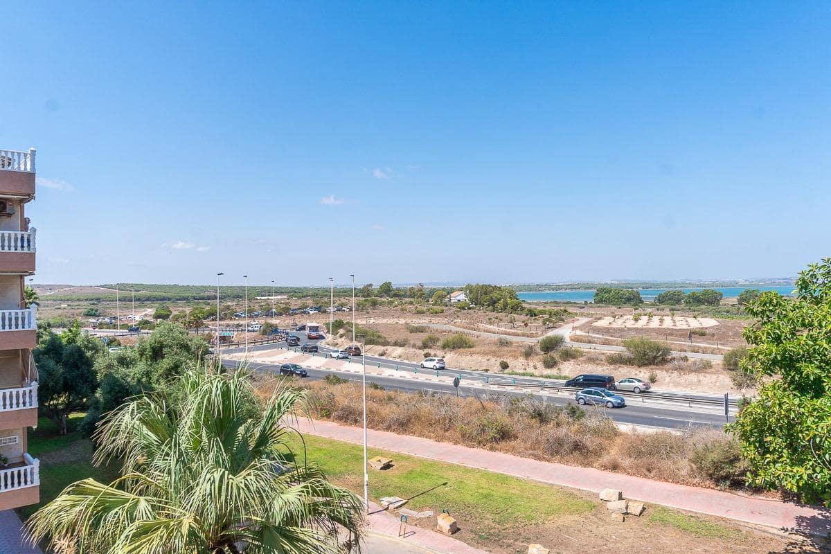1 Zimmer Apartment zu verkaufen in Torrevieja - 132.000 € (Ref: 9995862)