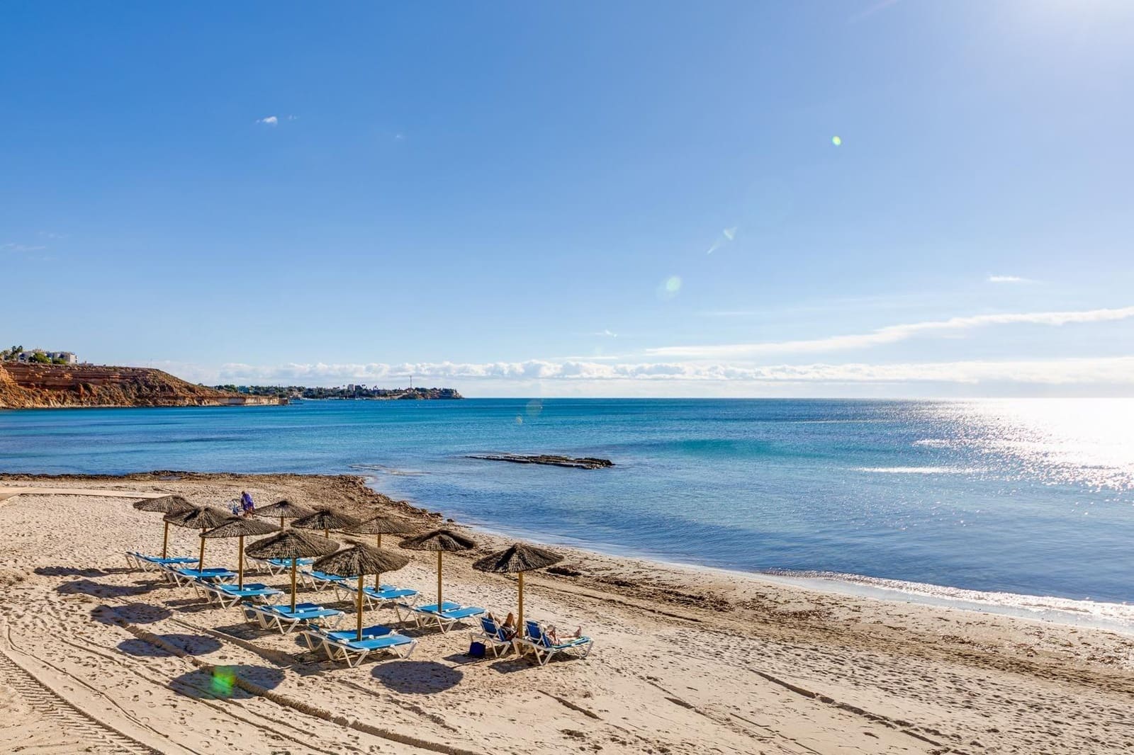 Apartamento de 2 habitaciones en Orihuela Costa en venta con piscina - 217.000 € (Ref: 9995863)
