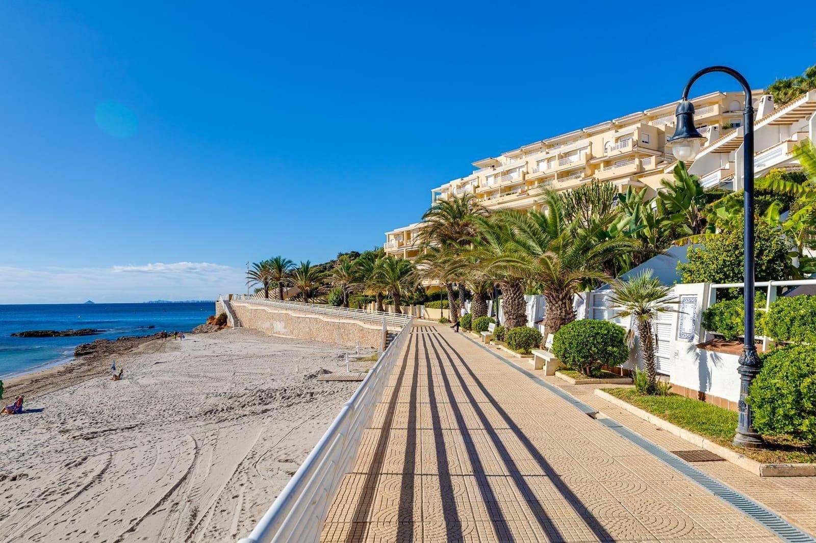 Apartamento de 2 habitaciones en Orihuela Costa en venta con piscina - 217.000 € (Ref: 9995863)