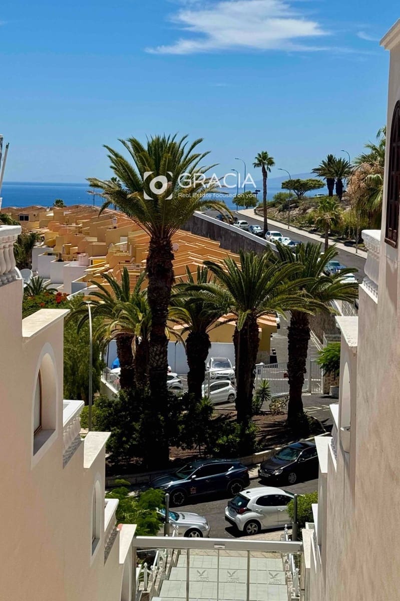 1 slaapkamer Flat te koop in Costa Adeje met zwembad - € 355.000 (Ref: 10133536)