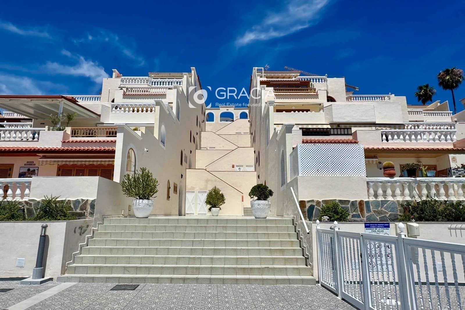 1 slaapkamer Flat te koop in Costa Adeje met zwembad - € 355.000 (Ref: 10133536)