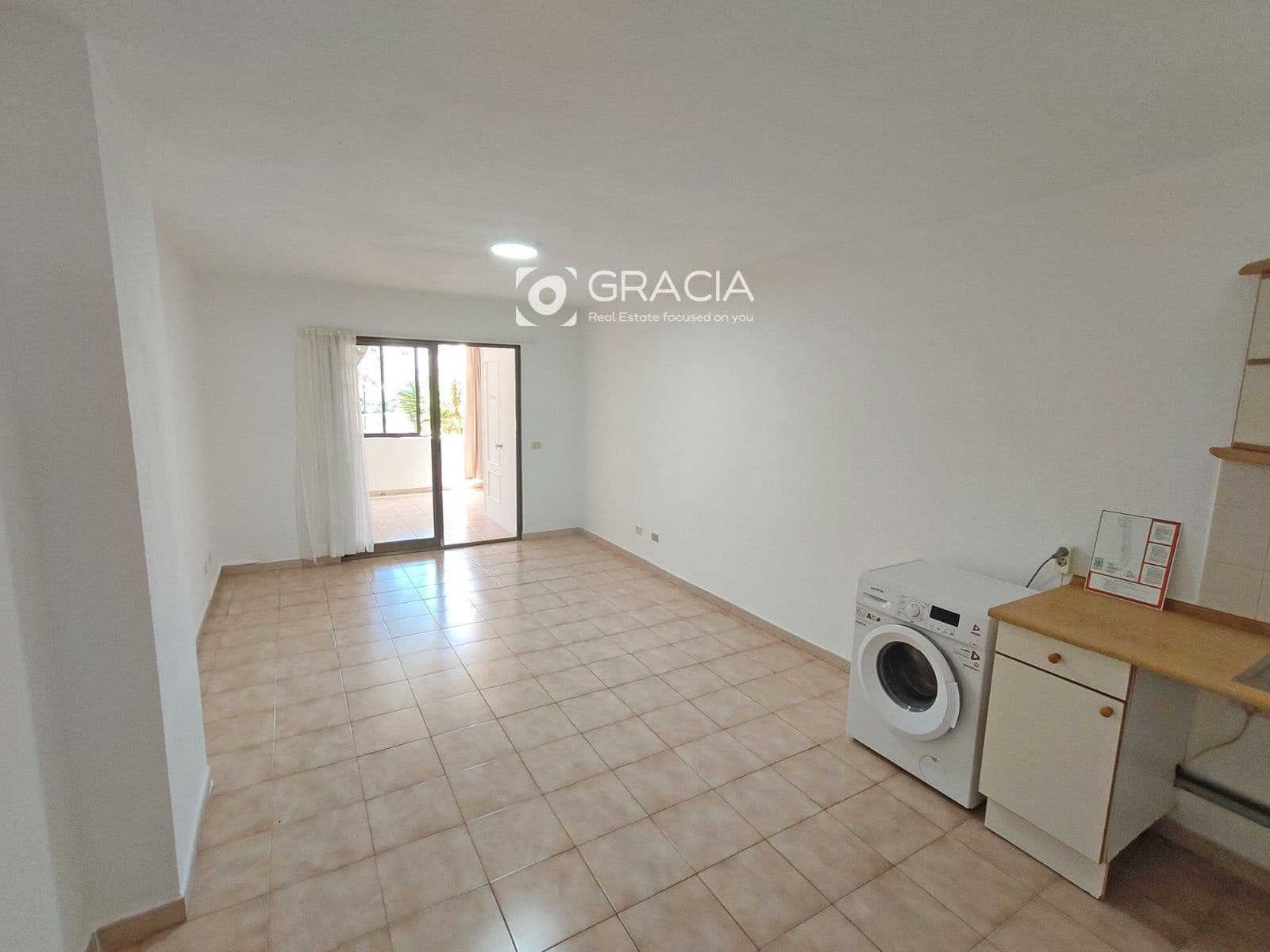 1 soverom Leilighet til salgs i Los Cristianos med svømmebasseng - € 235 000 (Ref: 10133539)