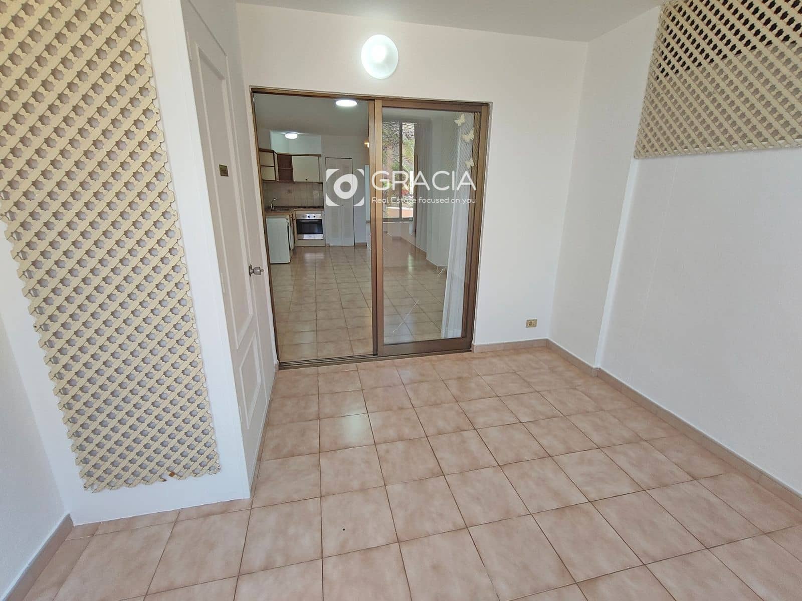 1 soverom Leilighet til salgs i Los Cristianos med svømmebasseng - € 235 000 (Ref: 10133539)