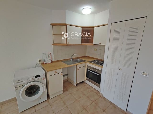 1 soverom Leilighet til salgs i Los Cristianos, Arona med svømmebasseng - € 235 000 (Ref: 10133539)